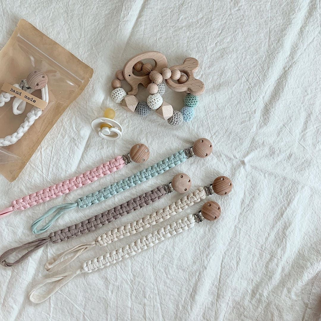 Accessoires d'encolure fabriqués à la main Pacifier Clip Anti-goutte Longueur de fourche