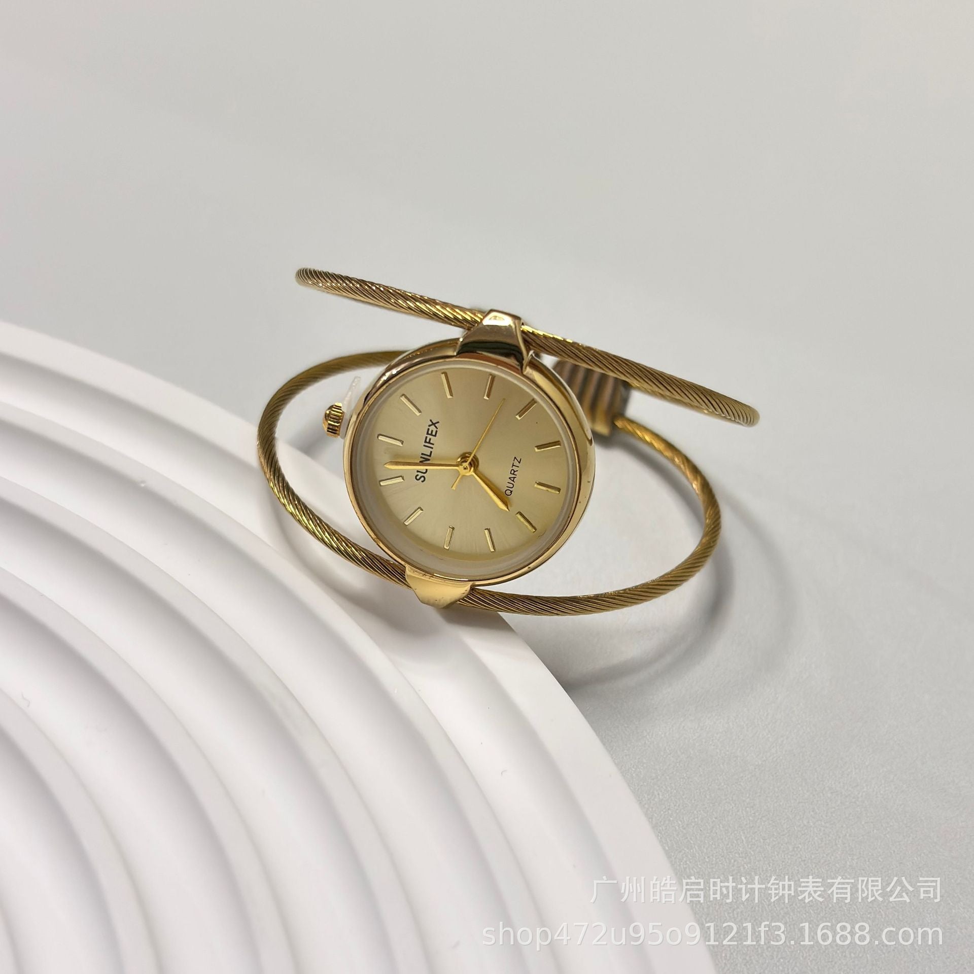 Femmes Minimaliste Montre Bangle Ouverte