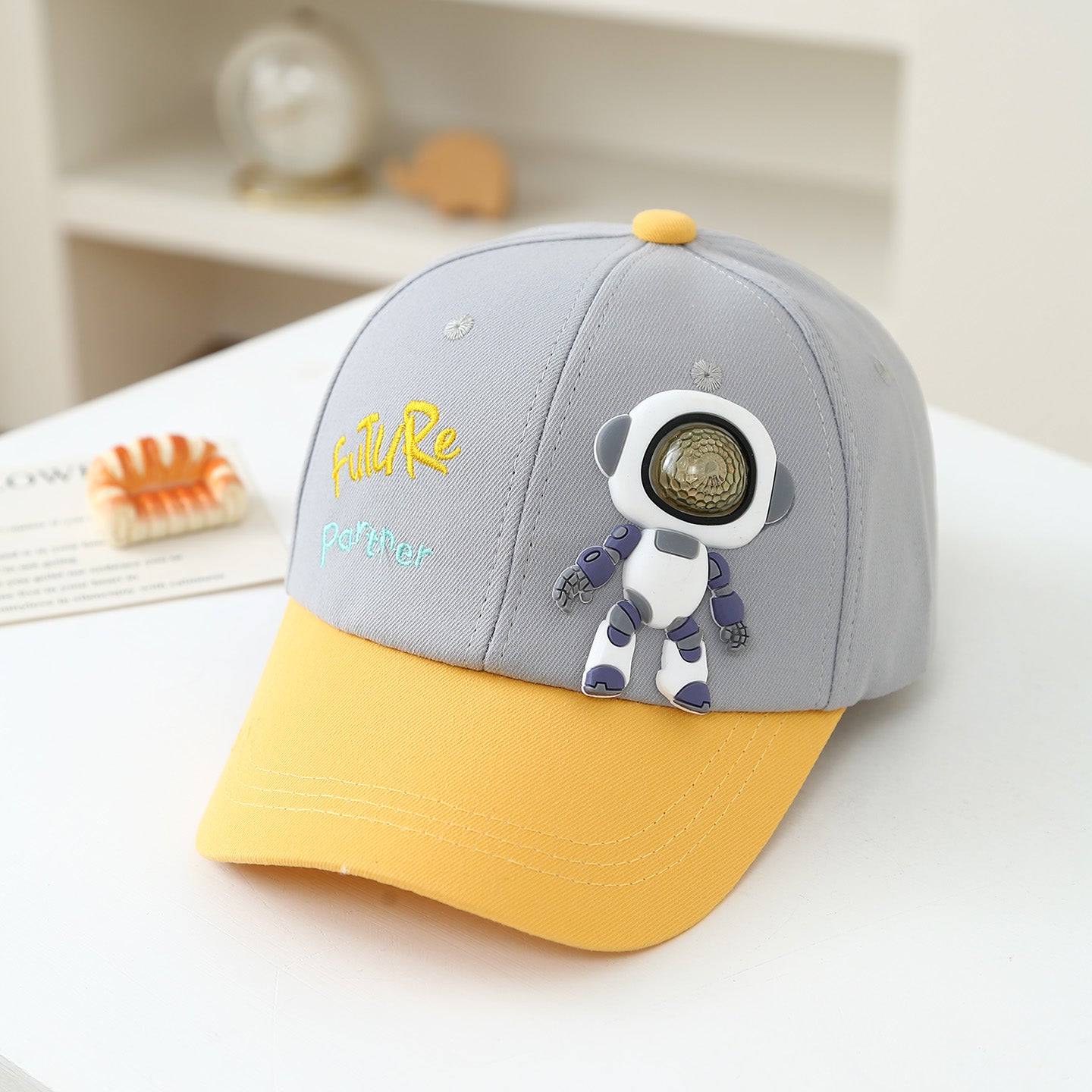 Summer Cute Cartoon Space Robot Chapeau bébé pour enfants pour la protection du soleil extérieur et le quotidien S