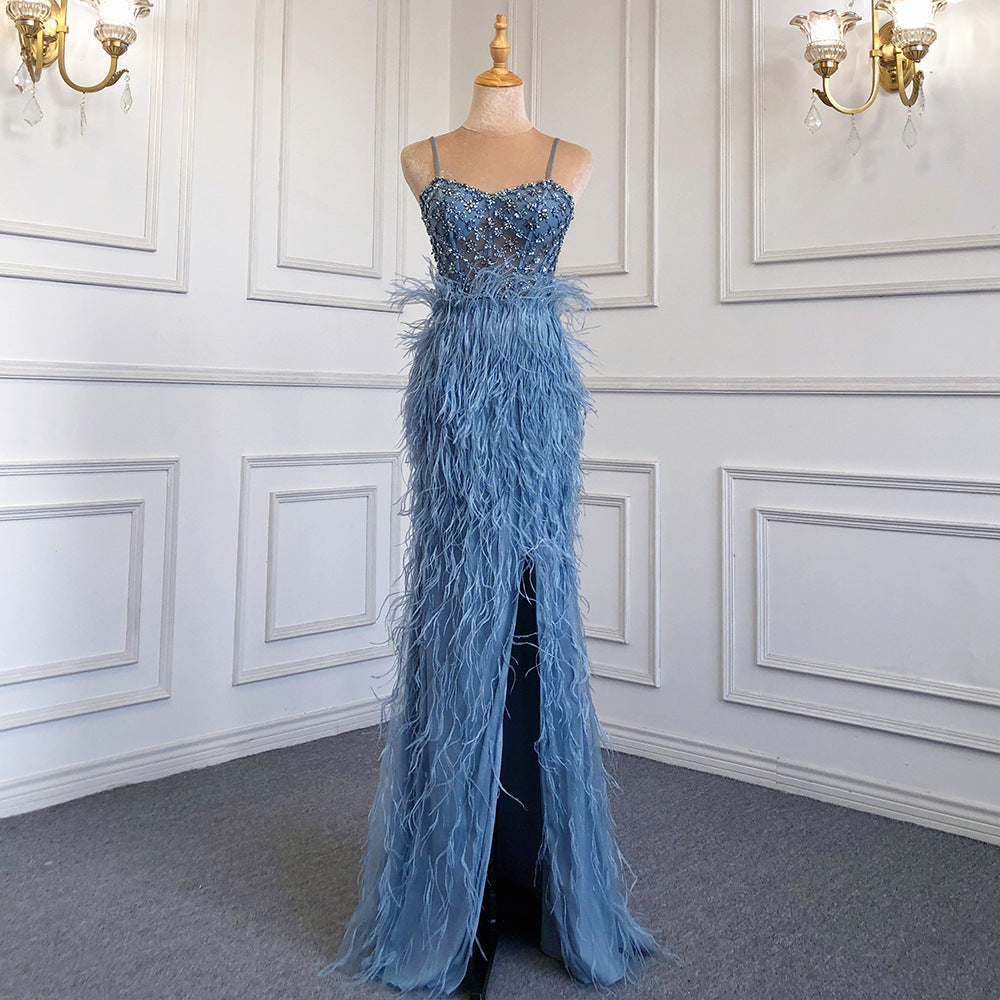 Robe de banquet annuelle de fête de l'hôte en plume de suspension