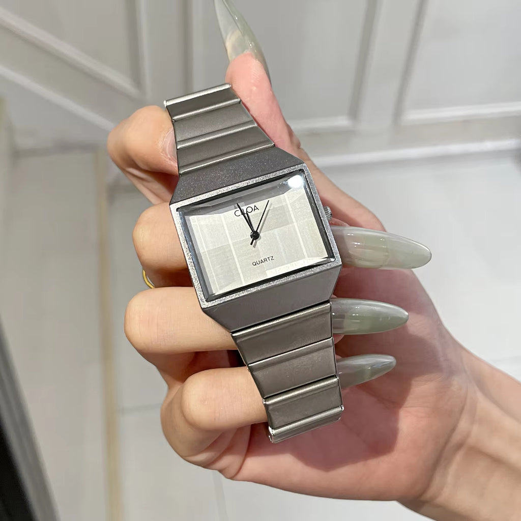 Mens Retro-Style Minimalist Casual Watch
