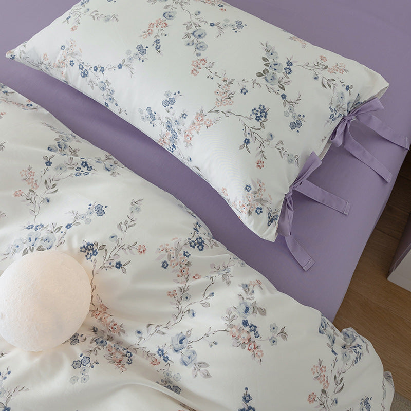 Ensemble de literie à quatre pièces en coton floral rétro nu