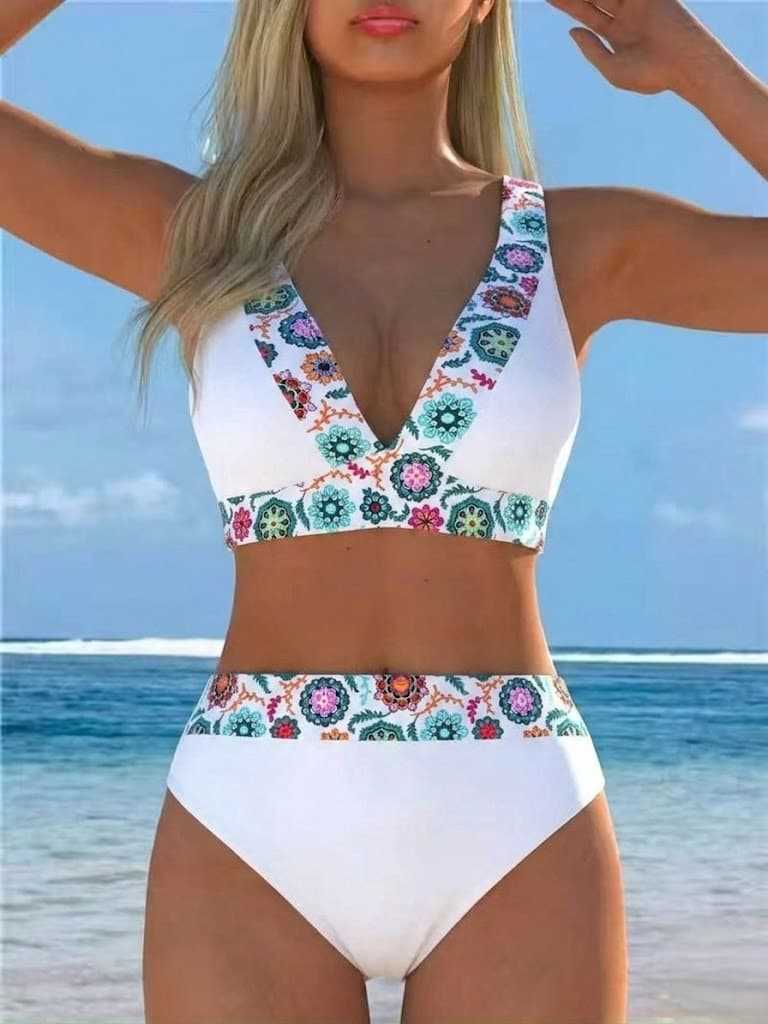 European and American-style Deux-pièces imprimé Patchwork Halter Femmes maillot de bain