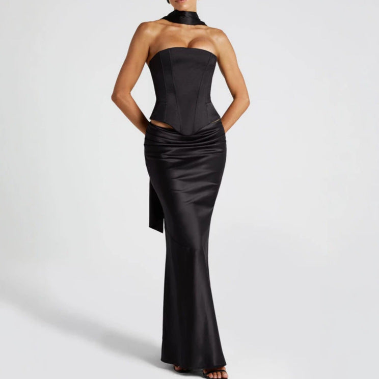 Robe élégante et fashionable pour femmes avec un ruban enroulé