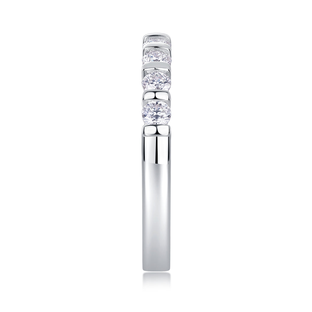 S925 Argent 2.1g Anneau de moussanite plaqué platine