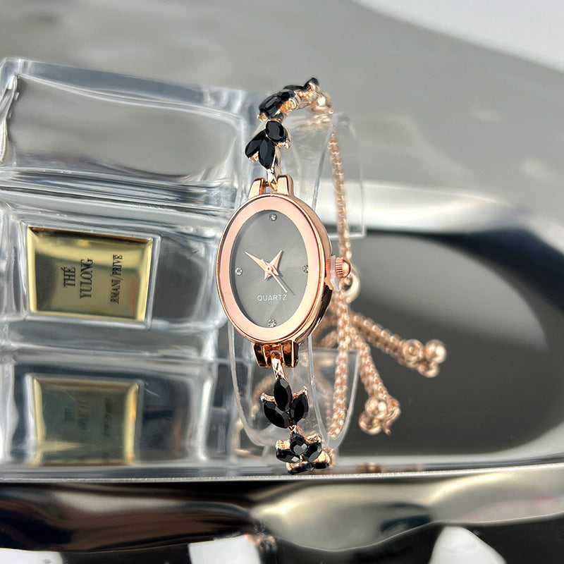 Ovale bracelet montre Luxury Retro Exquise Niche montre femme haute qualité Quartz Watc