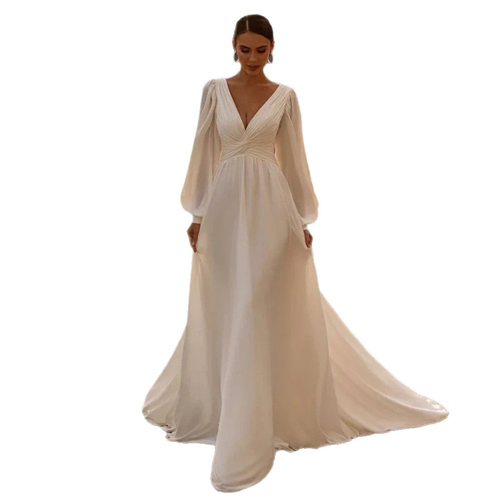 Chiffon nuptial Deep V Satin Long Sleeve Light Yarn Gown