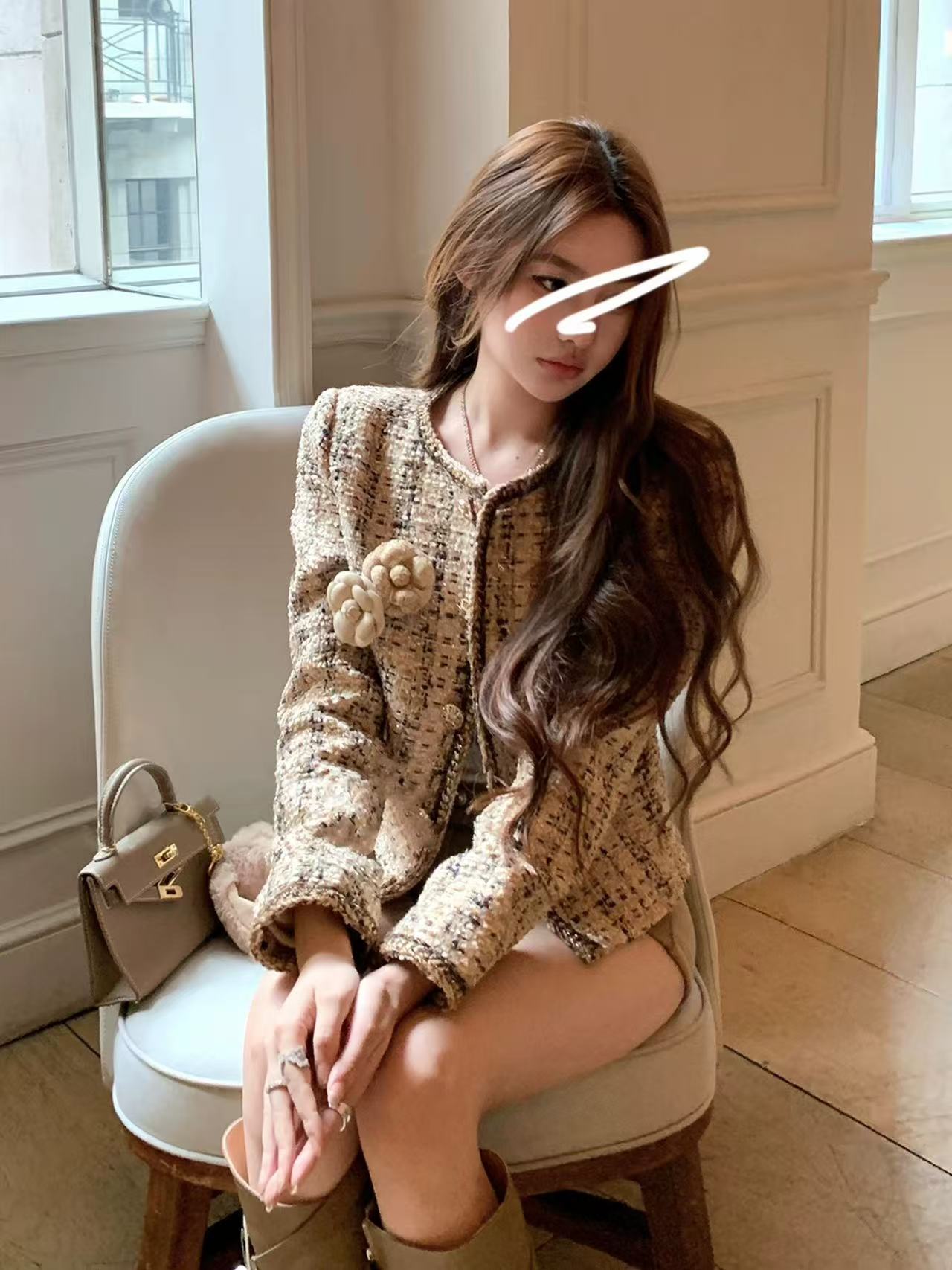 Cardigan haut de gamme de style Chanel avec paillettes florales tridimensionnelles