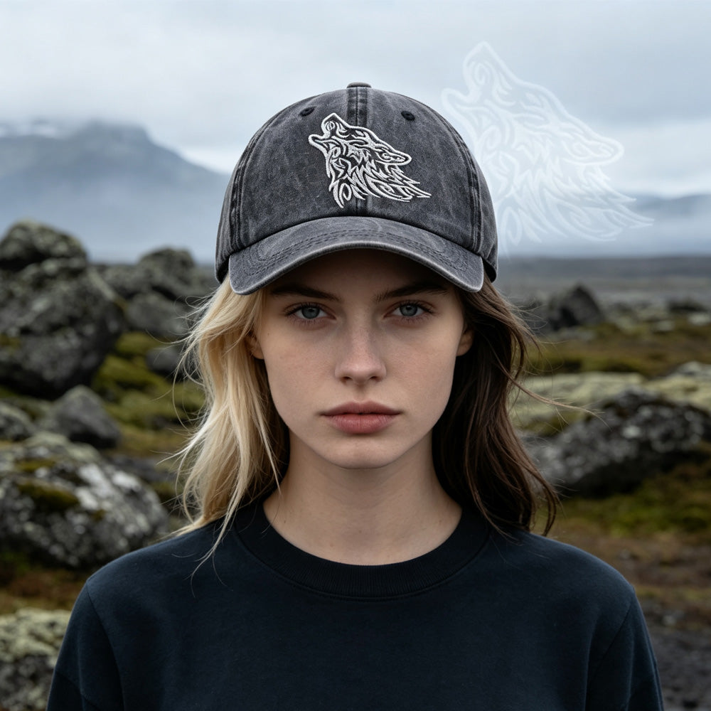 2pcs Tribal Hurling Wolf Embroidered Vintage Washed Baseball Cap