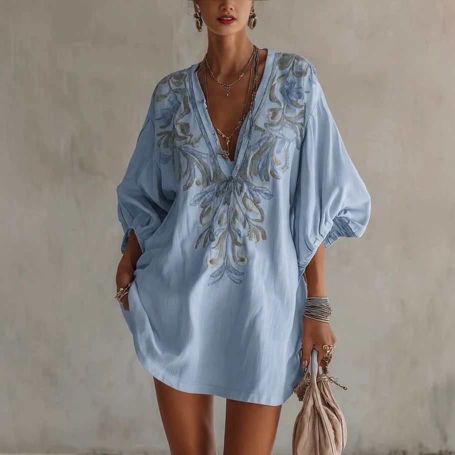 Robe à col V profond à imprimé floral avec un petit motif herbacé