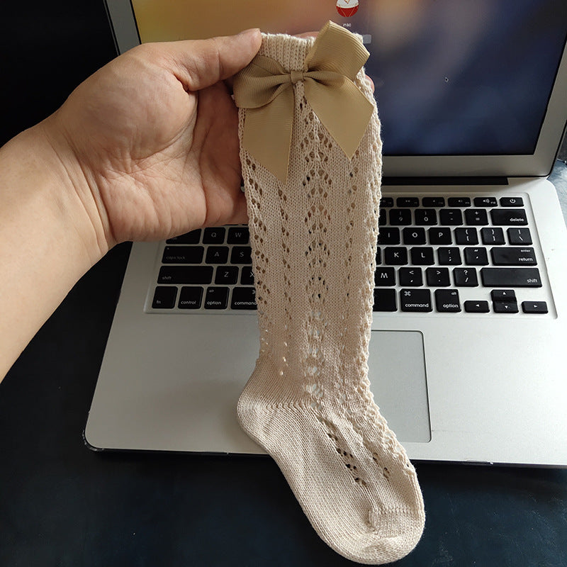 Chaussettes de longueur moyenne en maille de couleur solide pour enfants avec boucles amovibles