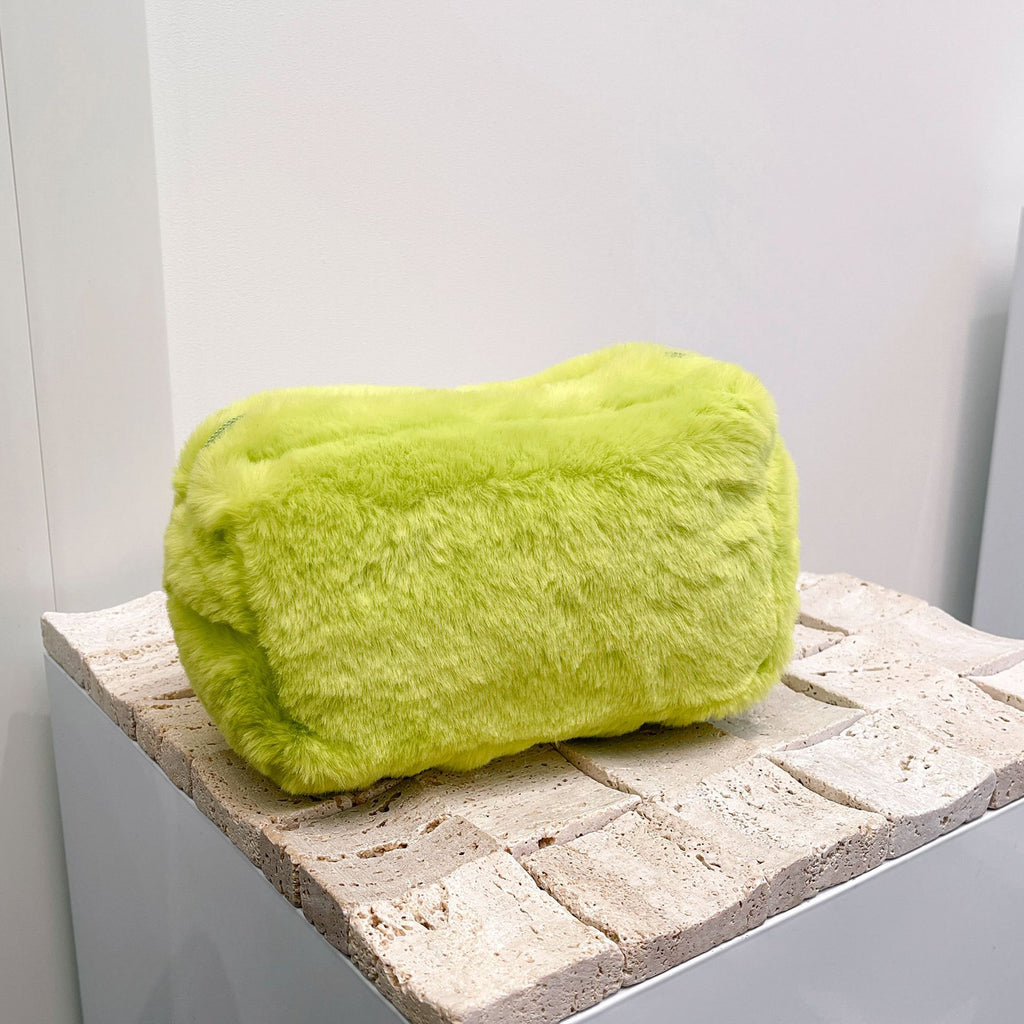 Sac de maquillage en peluche souple et moelleux pour les filles