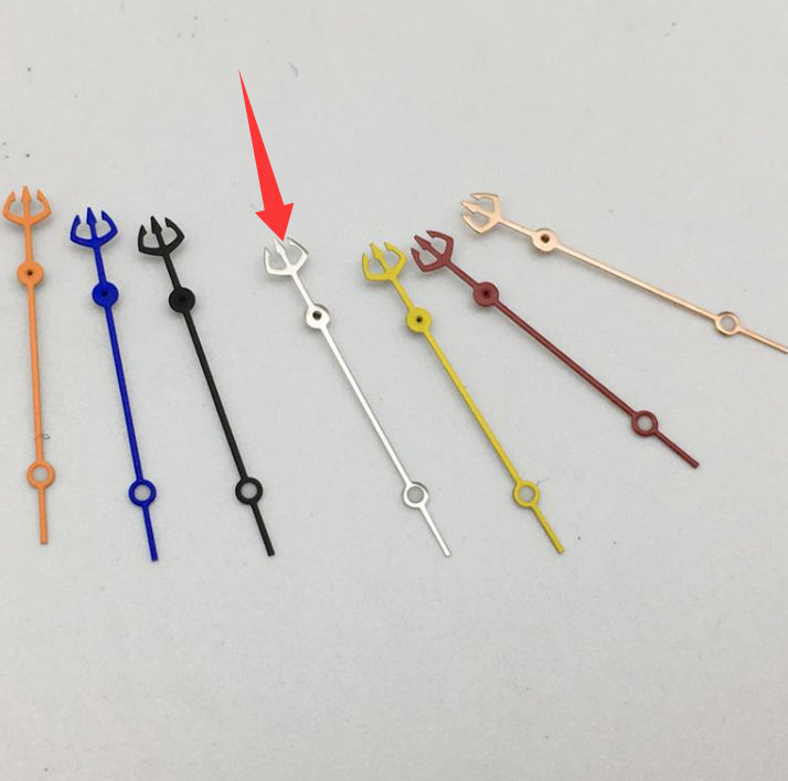 Mains de rechange simples pour la modification
