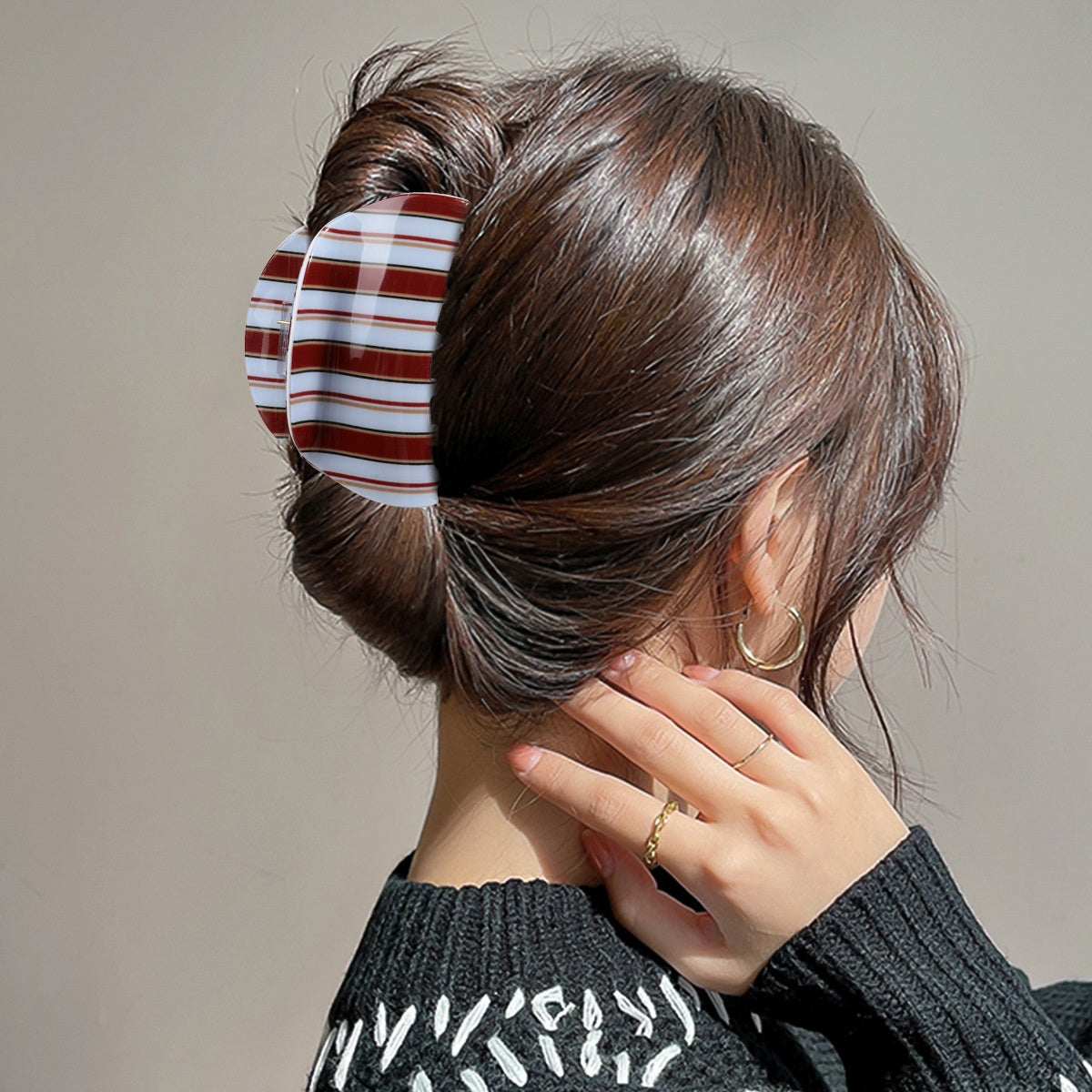 Accessoire élégant pour cheveux de requin Updo pour femmes