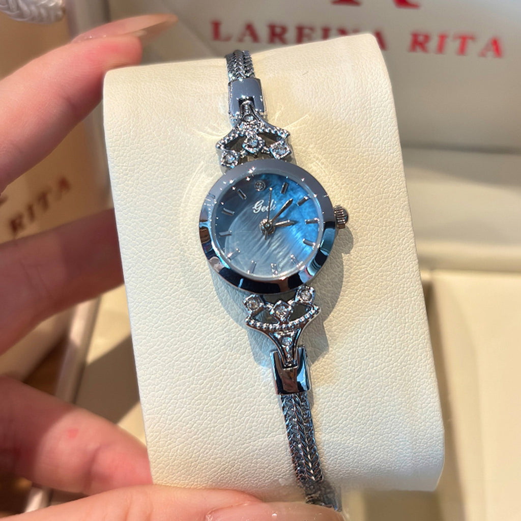 Montre en alliage élégant et minimaliste pour femmes