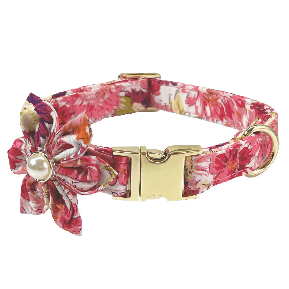 Collier de lettrage d'animal Collier en métal Floral Main tenant corde moyenne Grande laisse de chien