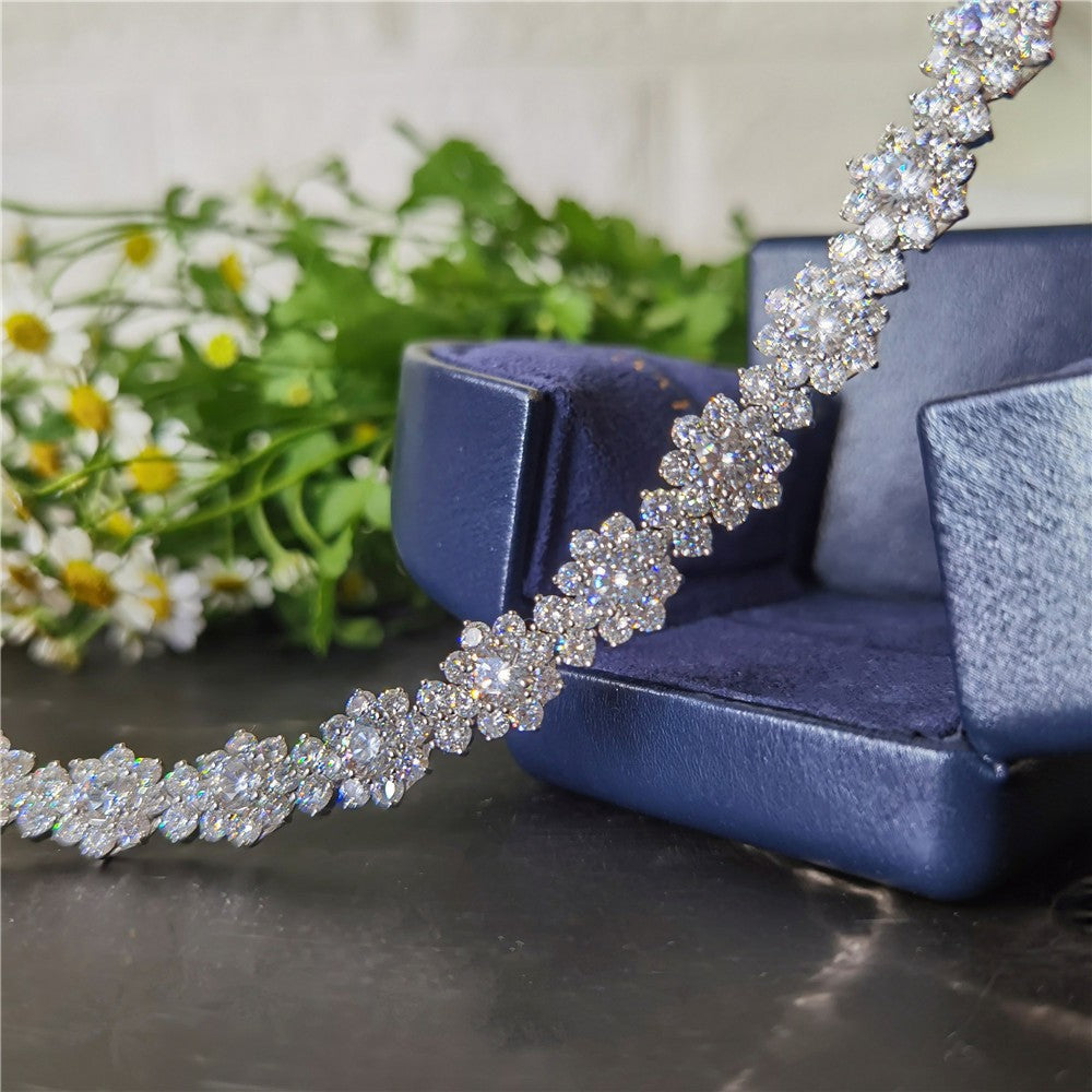 Full Diamond Sunflower Imitation Mosan Diamond Bracelet pour femmes Luxe Luxe Haute Sens H
