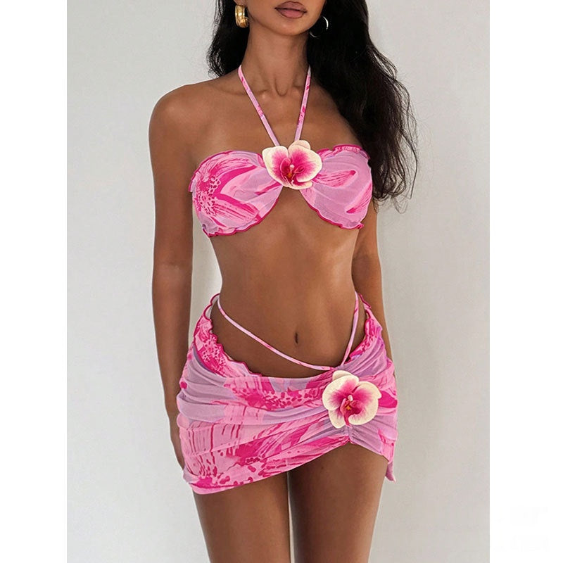 Ensemble de trois pièces de bikini à col haltère imprimé