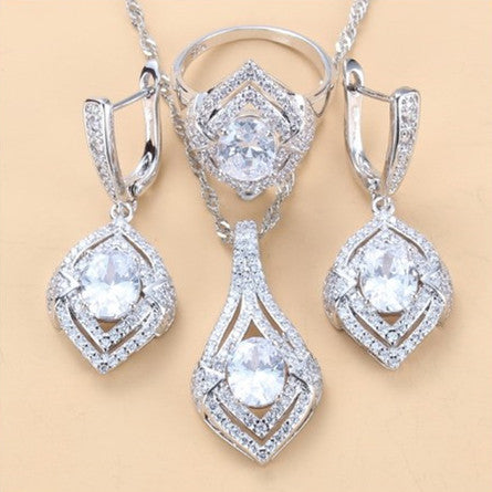 Boucles d'oreilles pendentif en étoffe gemme Collier Anneau Mesdames Ensemble de trois pièces