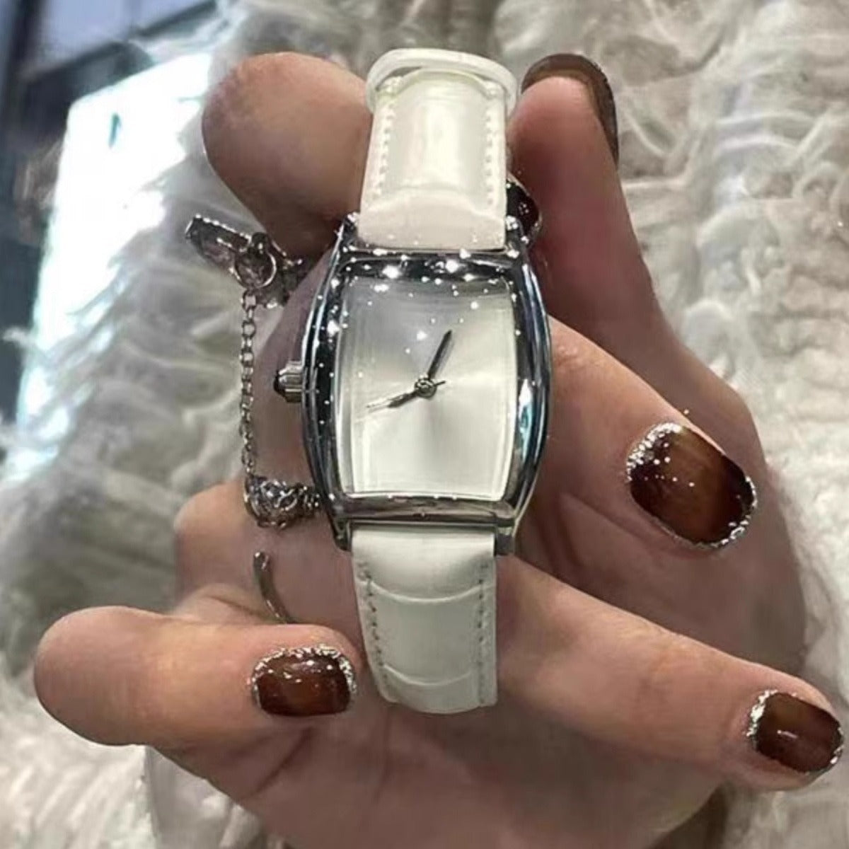 Haute-fashion Versatile Vintage modèle Chanel montre femme