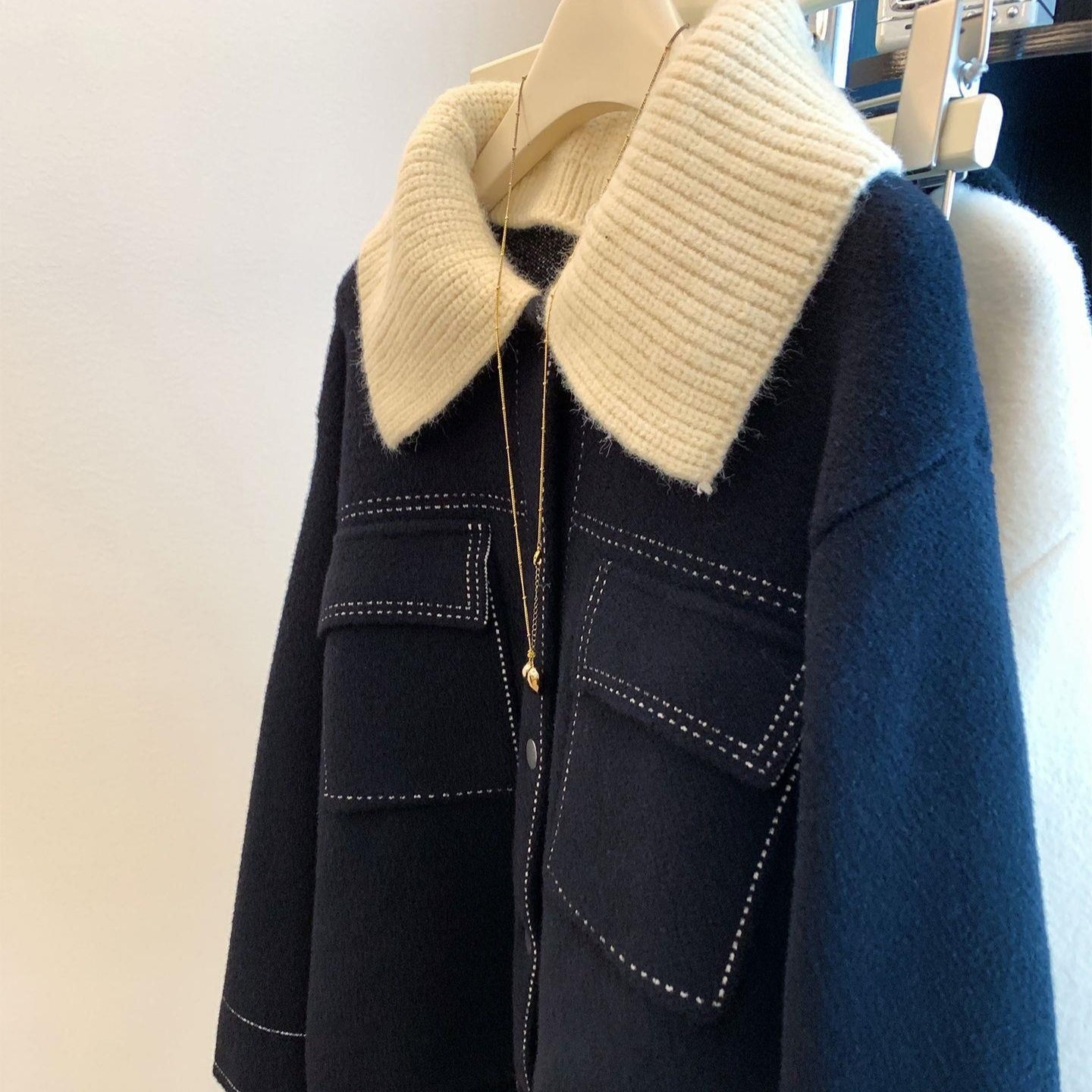 Top casual pour femmes en laine de col notch