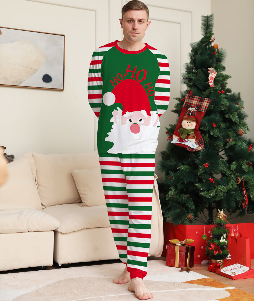 Vieux homme rayé de Noël soins à domicile Pajamas