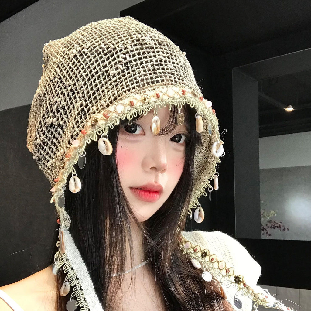 Chapeau en cuir pour femmes en forme de coquille