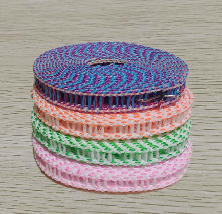 Ligne de vêtements de 8 mètres de couleur pourpre