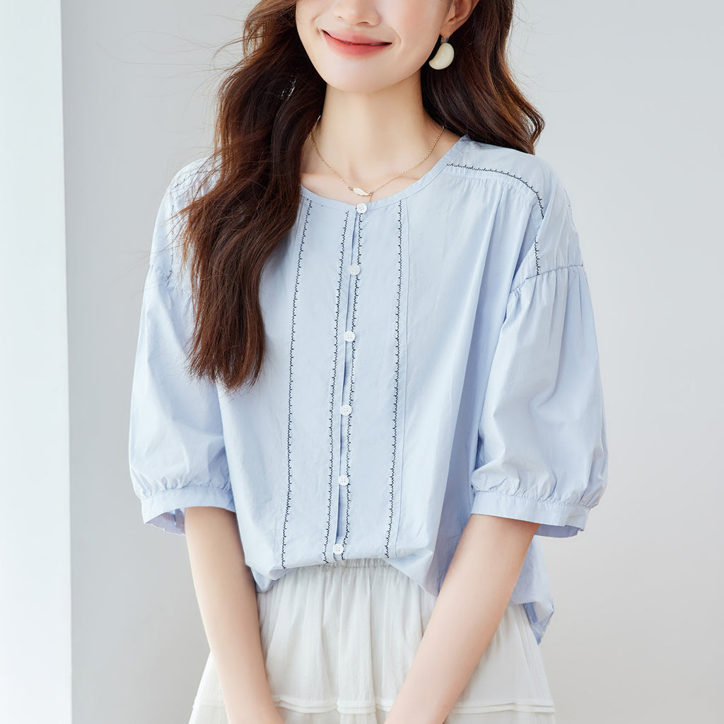 Light blue women's short-sleeved shirt