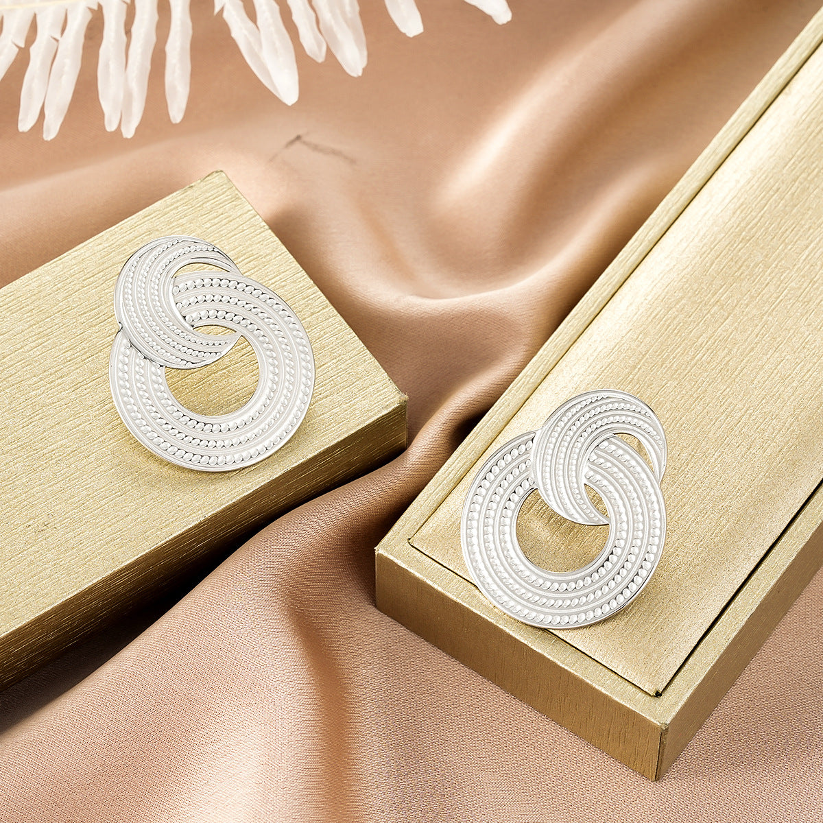 Boucles d'oreilles Niche Femme Design Haute qualité Sens de l'oreille Trous d'oreille Trendy Boucles d'oreilles S