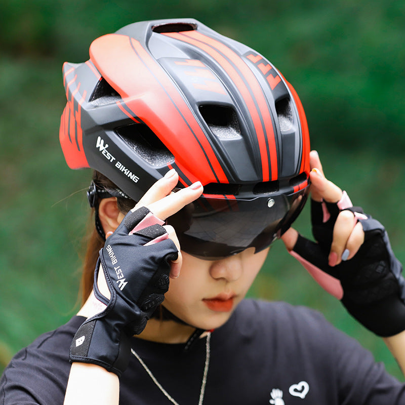 Casque de vélo intégré avec Goggles Casque Mountain Road Bike Équipement de casque