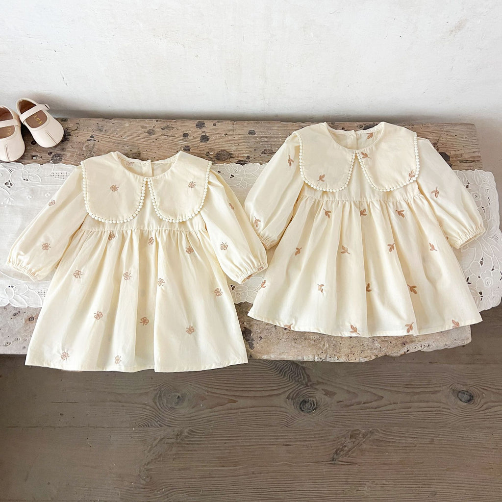 Filles Papillon et Leaf Brodé Lapel Robe à manches longues