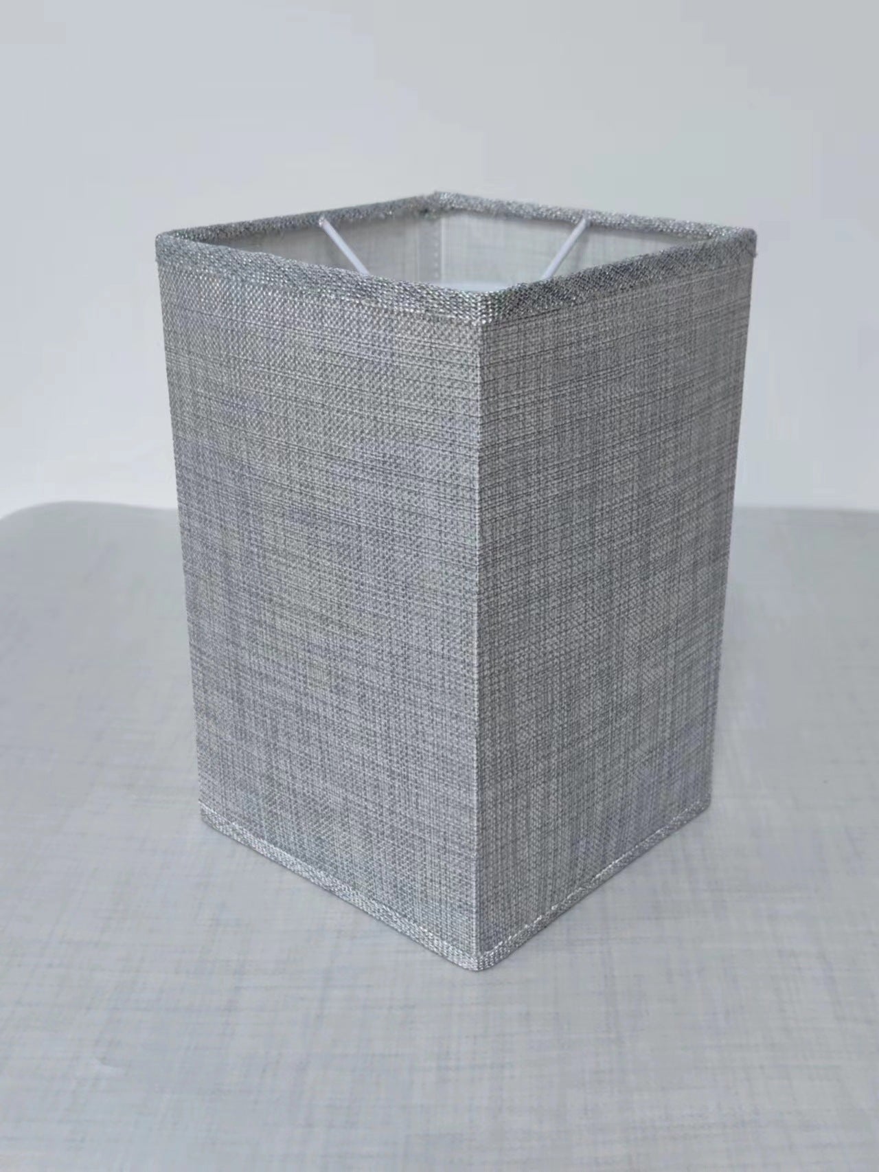 Luminaire de bureau en tissu carré simple