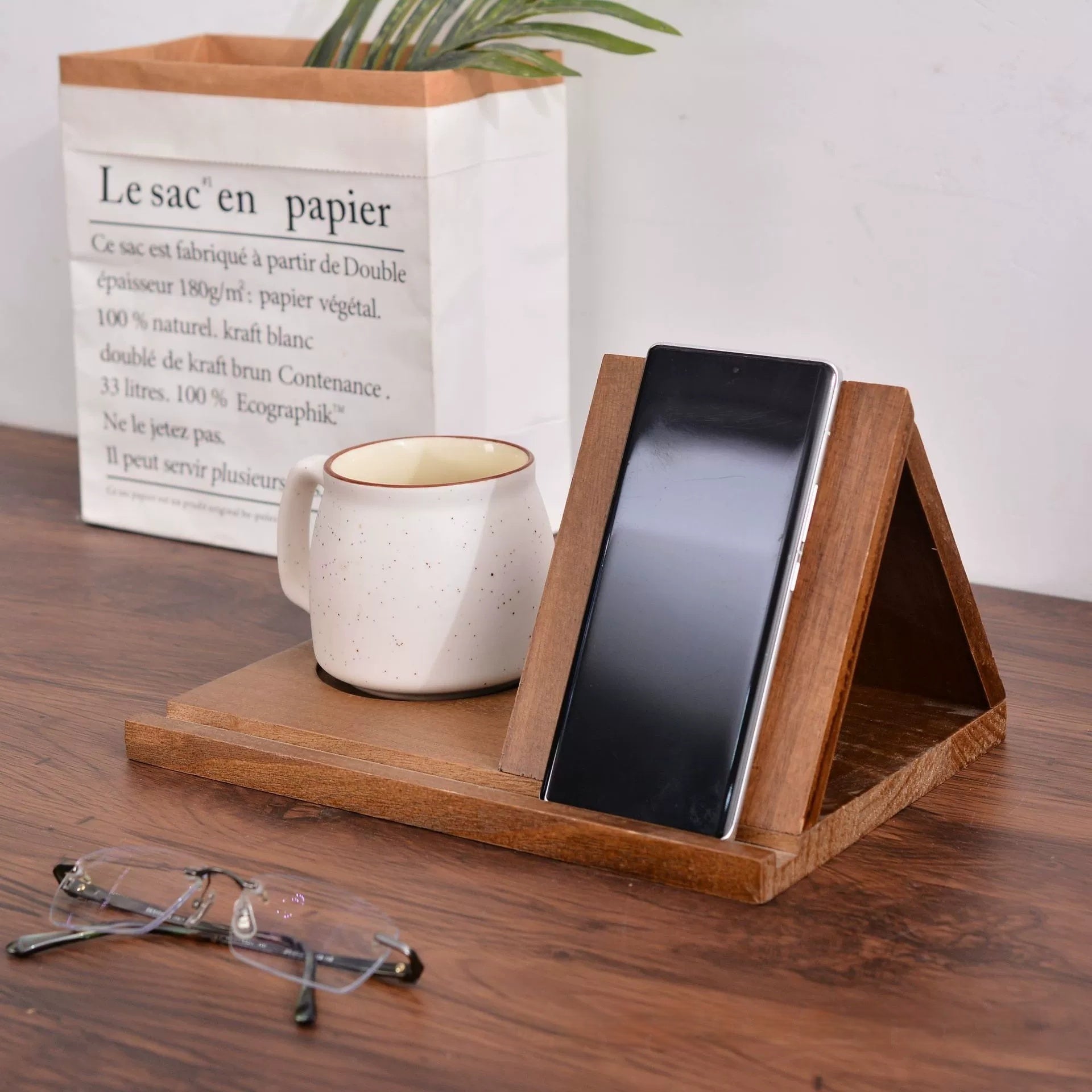 Porte signet Triangle en bois avec base de coupe