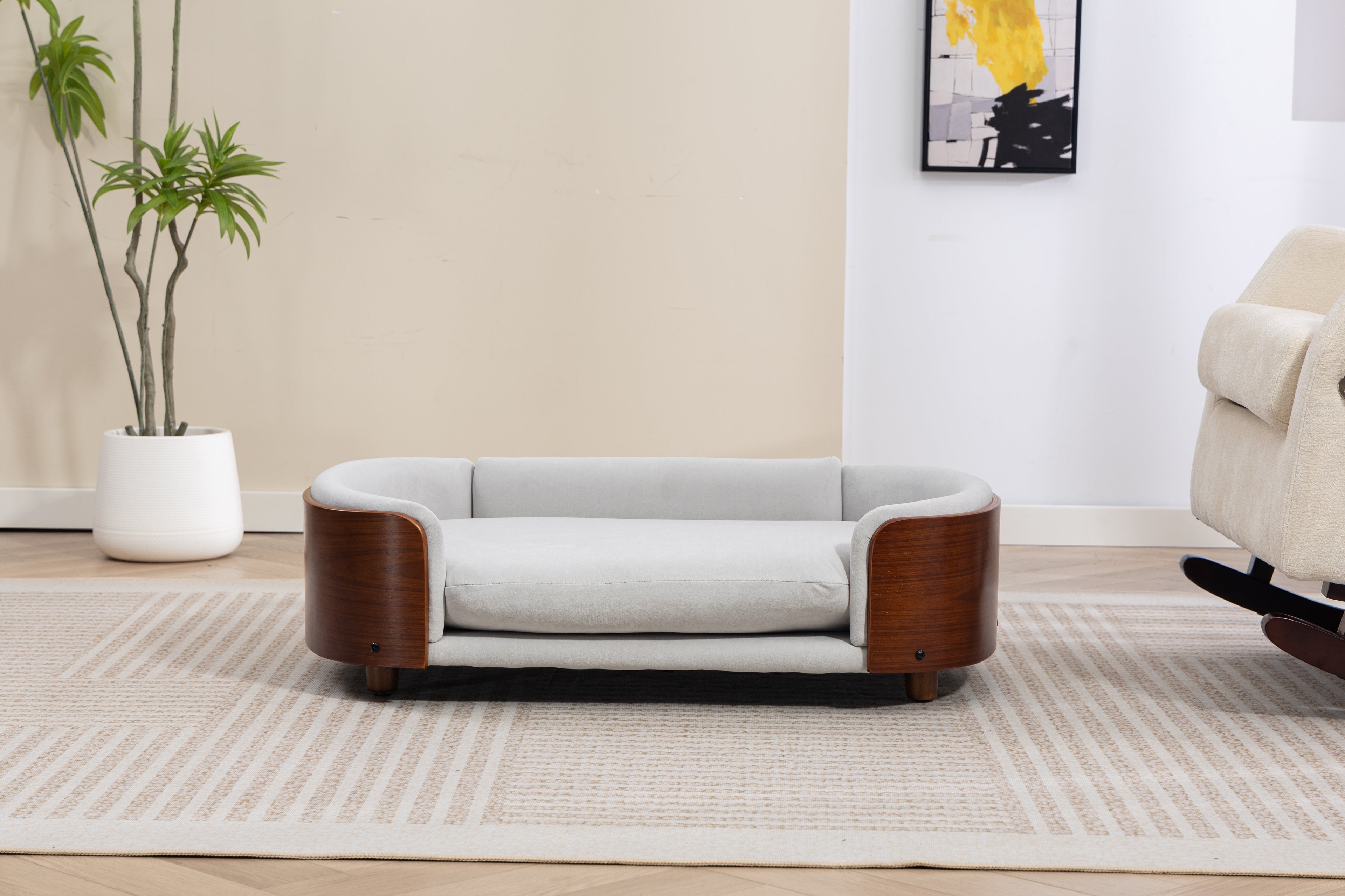 Style scandinave Lit de chien élevé Sofa Pet avec pieds en bois massif et noyer Bent Wood Bac