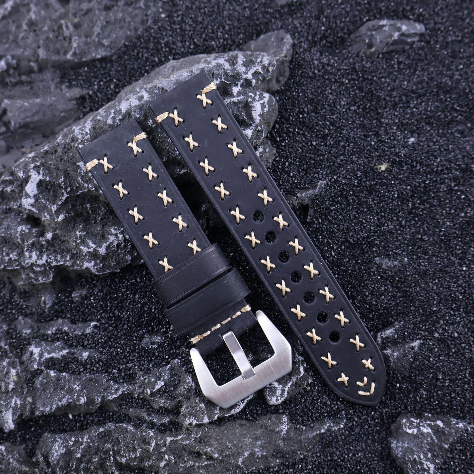 Montre en cuir artisanal avec une sangle tressée