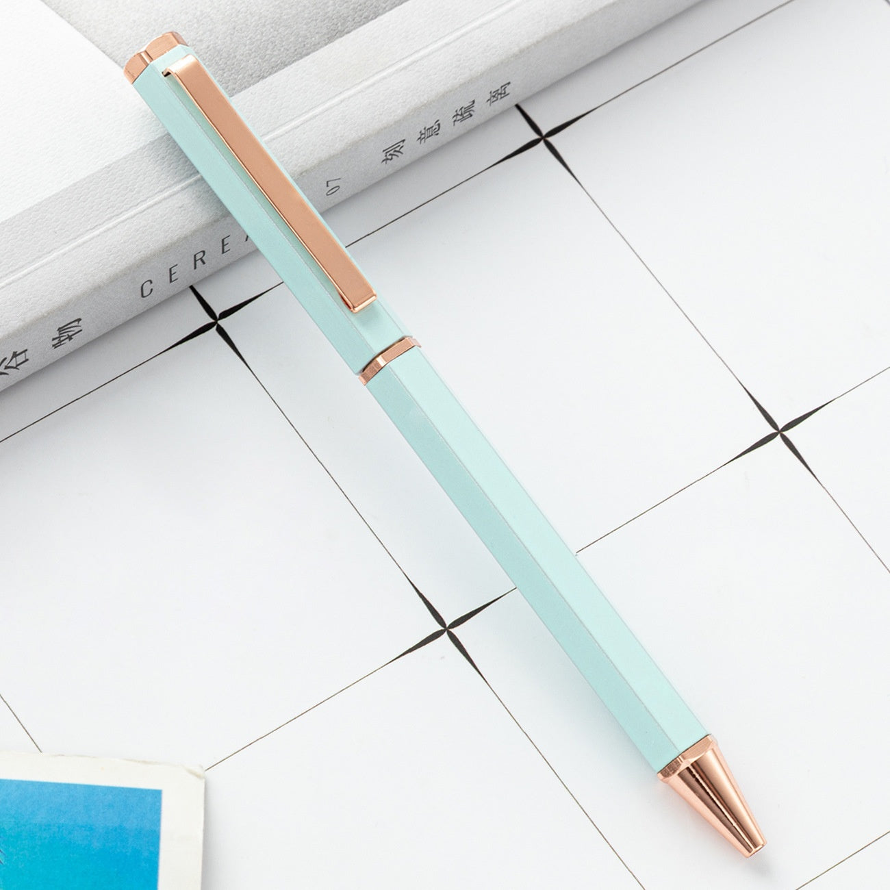 Stylo à rotule métallique simple à six angles