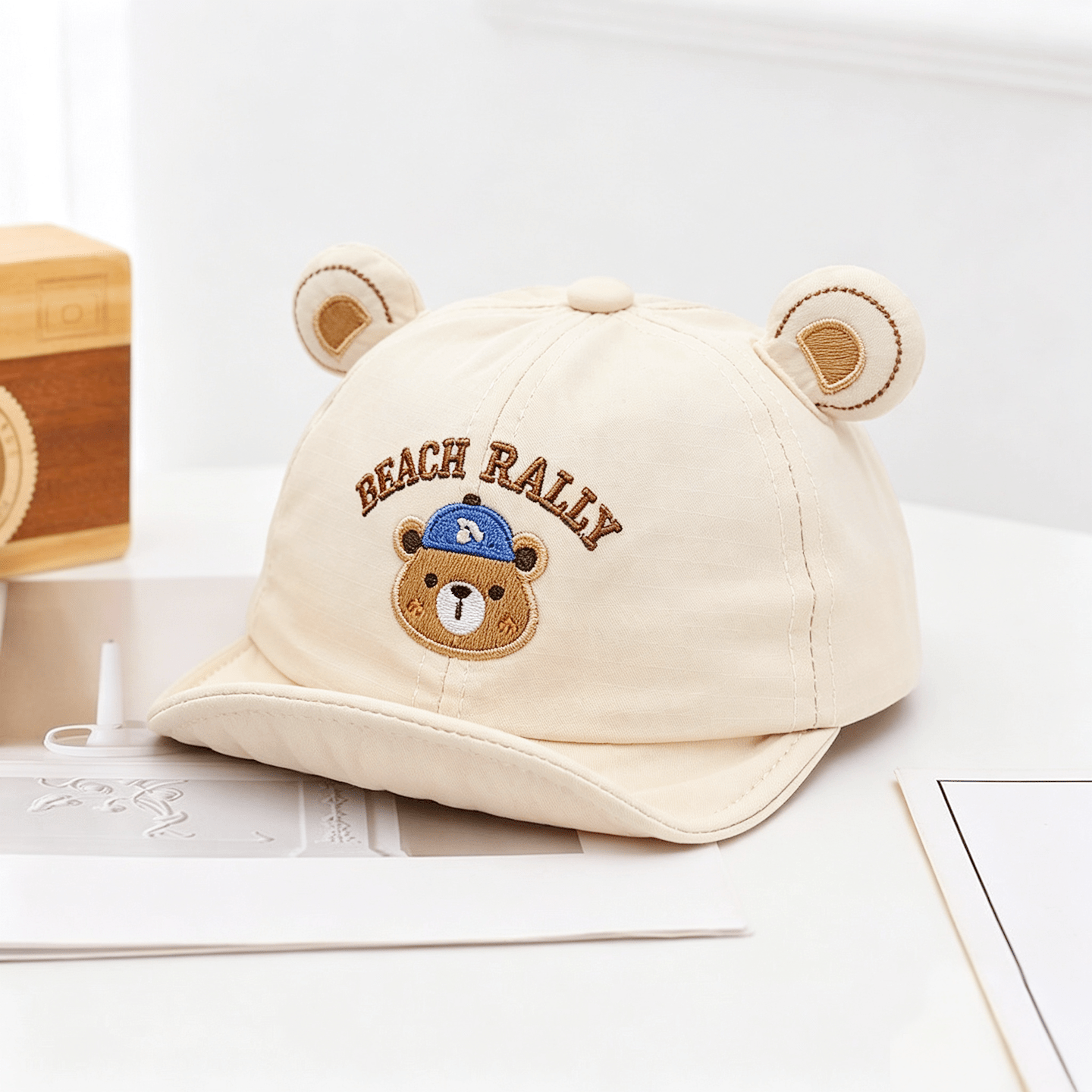 Summer Boys' Et Girls' Soft Brimmed Lettre Brodée Casquette de baseball avec mignon et ludique