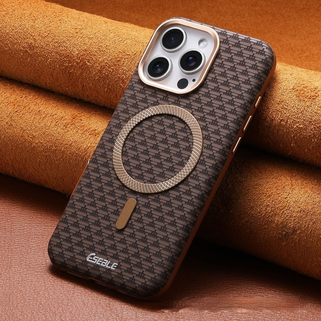 Triangle Shield Magnétique Suction Téléphone Case 15 Business All-inclusive Drop-resistant Leath