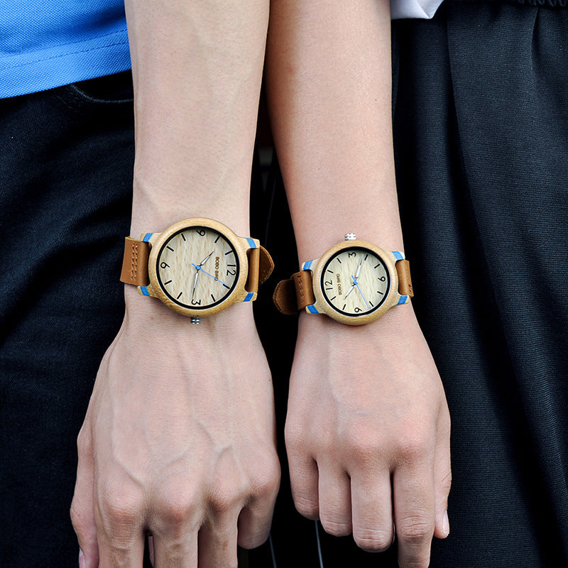 Simple et élégante montre en bois pour femmes