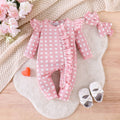 Mignon fille plie bébé à manches longues