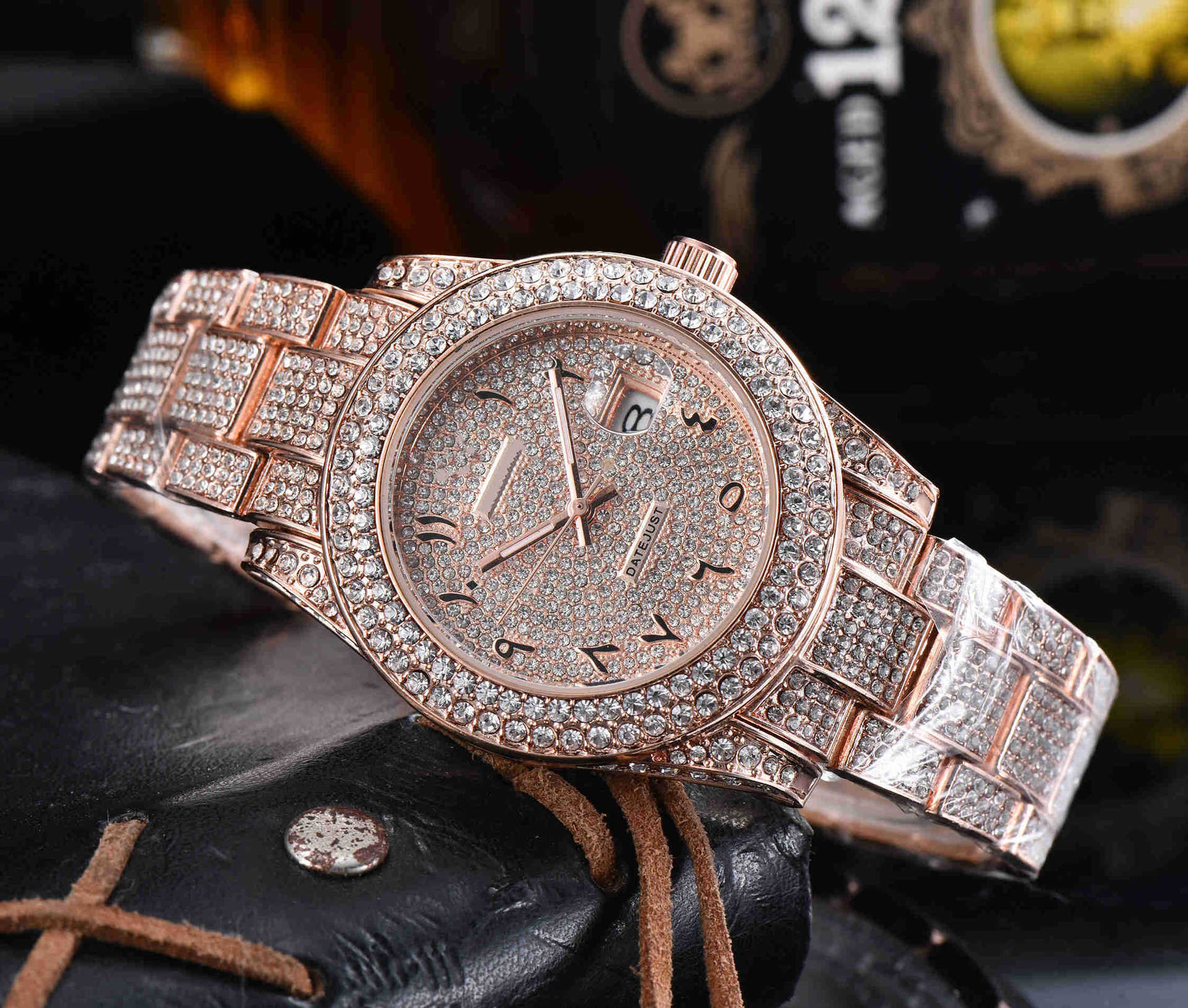 Montre Quartz en acier inoxydable tout diamant pour hommes