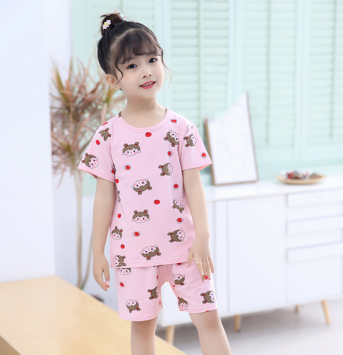 Version coréenne des vêtements et pyjamas pour enfants