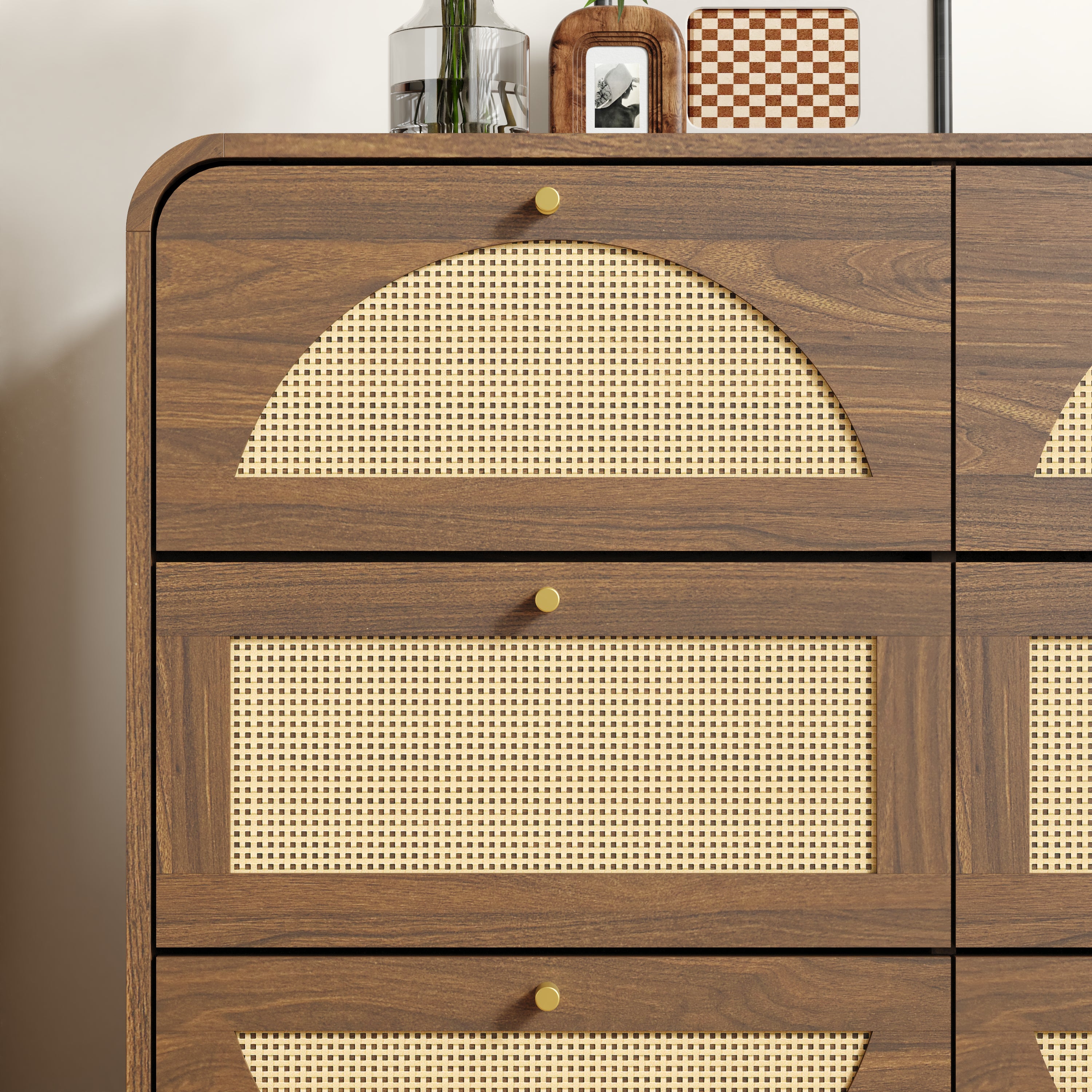 Finition de noix Dressing 9-Drawer avec Rattan Front