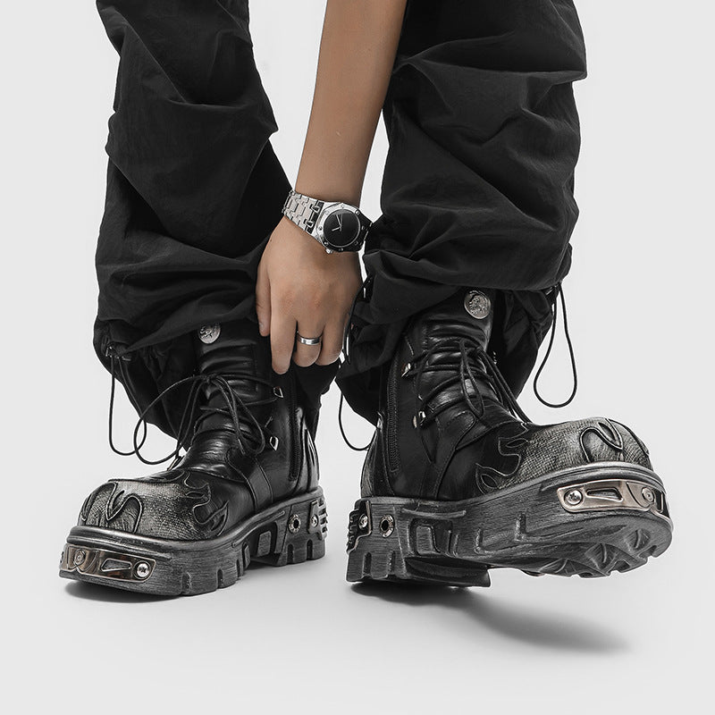 Chaussures en métal style punk foncé rétro