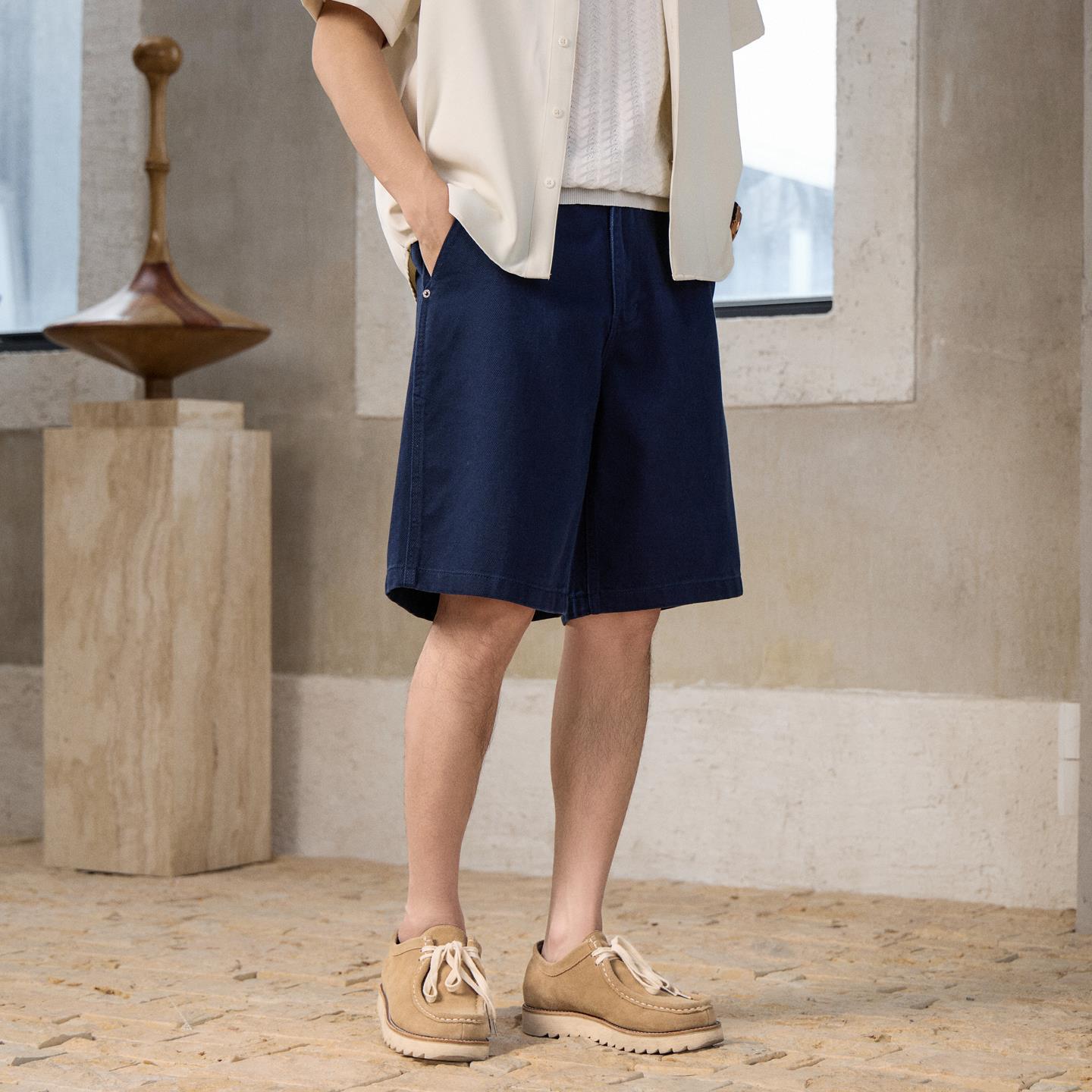 Shorts en denim pour hommes de la marine non extensibles