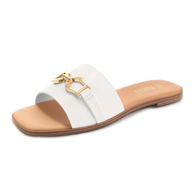 Sandales plates en cuir synthétique avec boucle métallique