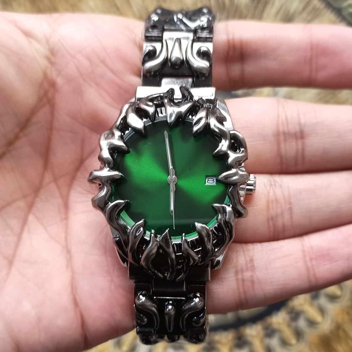 Montre Claw Millennium originale pour les hommes style mode