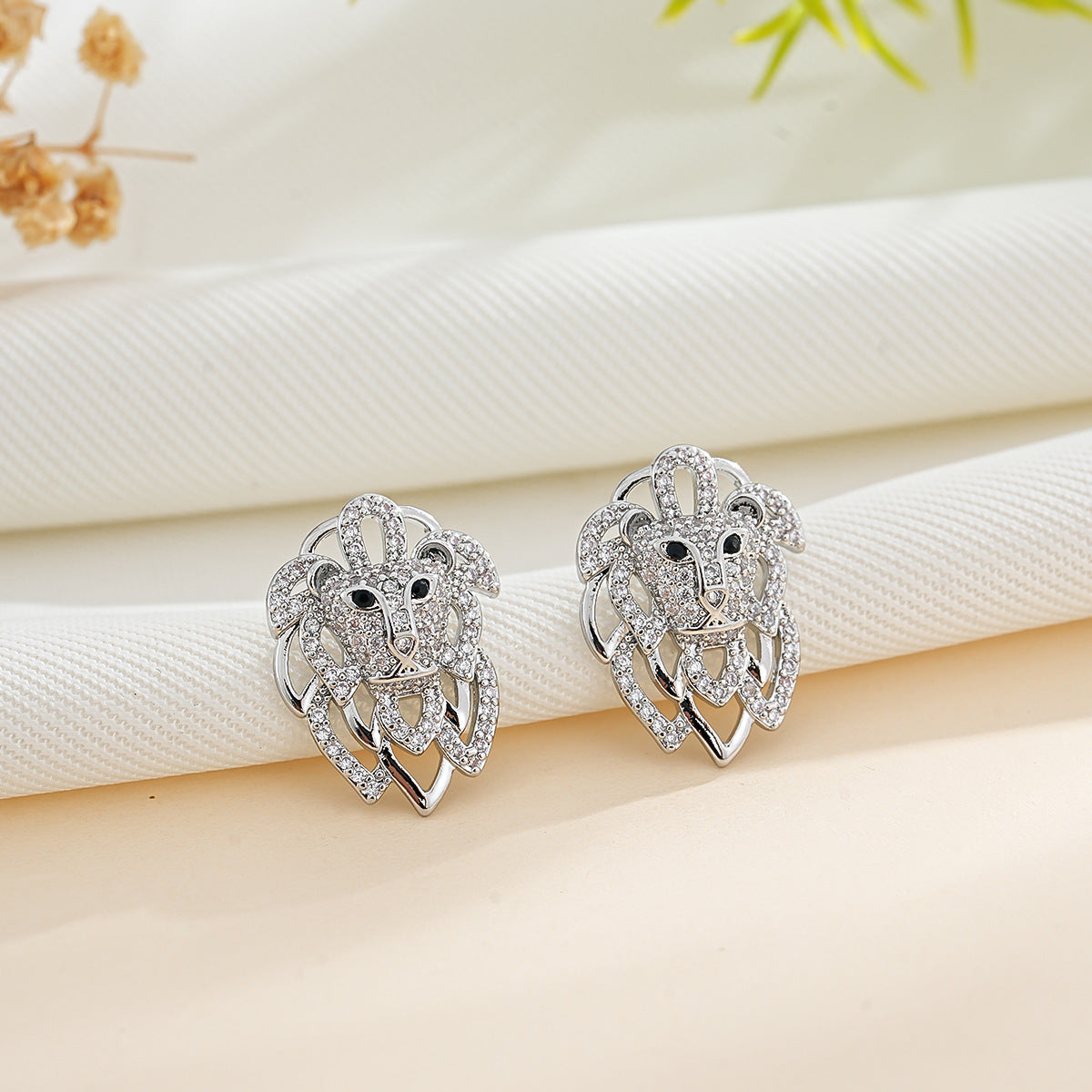 Boucles d'oreilles d'ours mignons haut de gamme