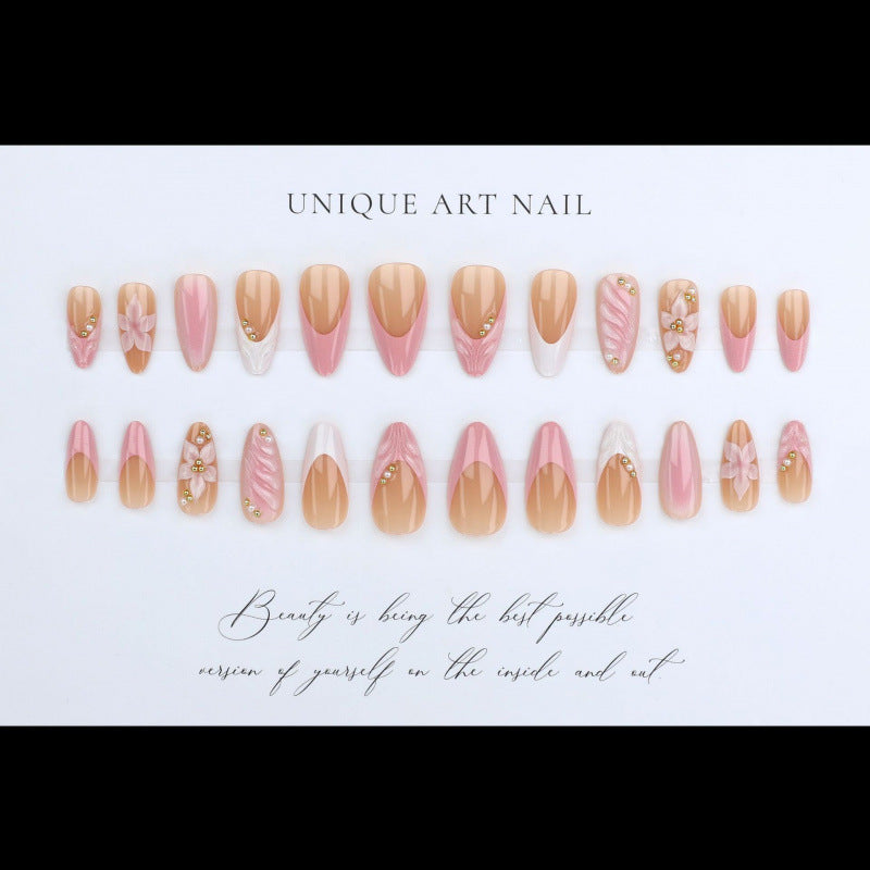 Nails français sculptés en 3D